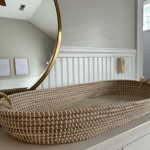 Olliella Reva Seagrass changing basket